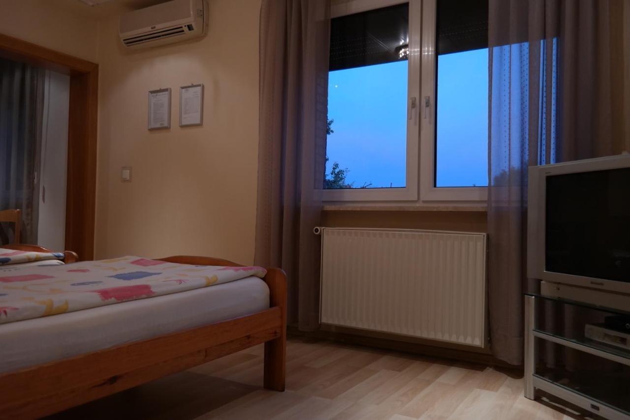 Villamirage Tarnowskie Góry Zewnętrze zdjęcie