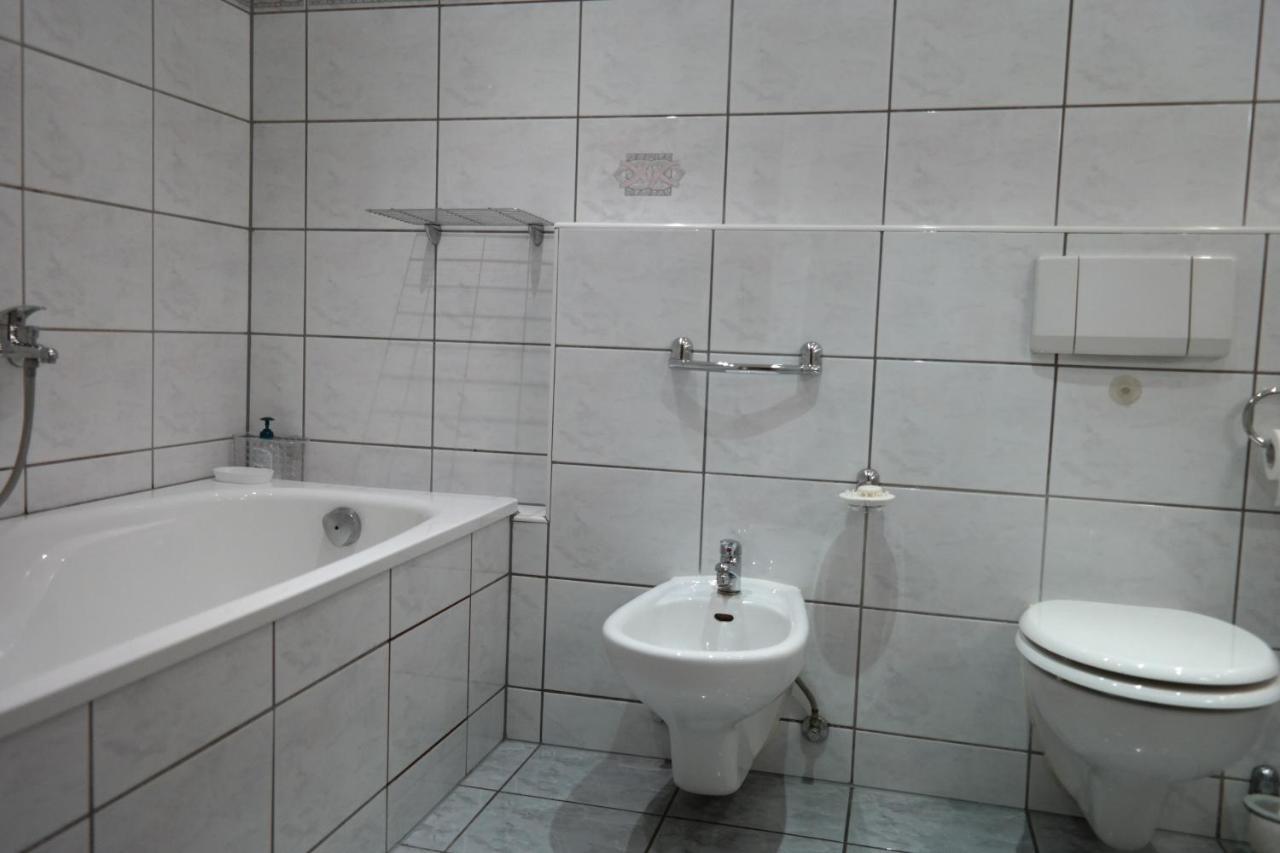 Villamirage Tarnowskie Góry Zewnętrze zdjęcie