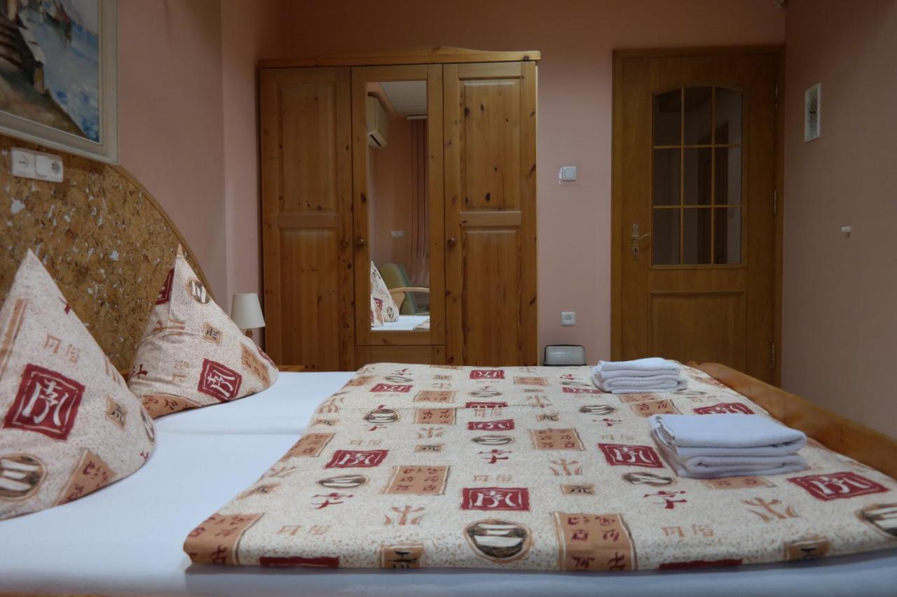 Villamirage Tarnowskie Góry Zewnętrze zdjęcie